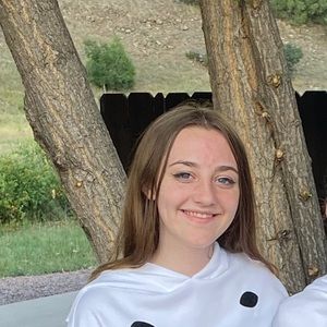 Meet your Posher, Katelyn